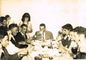 533013_405691742796492_374056432_n